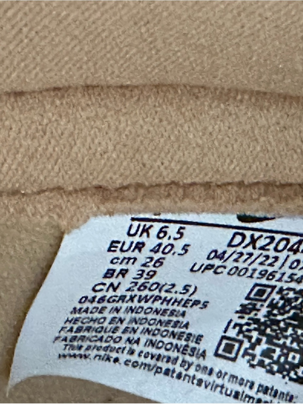 Nike Dunks High-Top Vachetta Sneaker - Picture 3 of 5